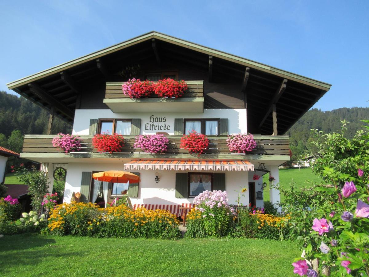 Haus Elfriede Hotel Reit im Winkl Bagian luar foto